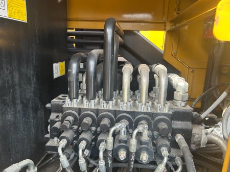0 HITACHI  - photo 22