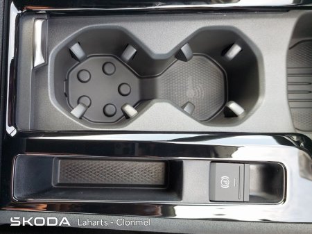 2026 Skoda Superb - photo 36