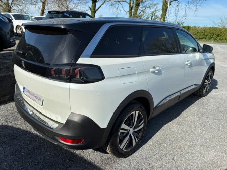 2024 Peugeot 5008 - photo 2