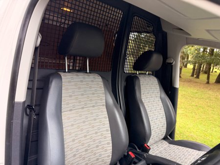 2013 Volkswagen Caddy - photo 21