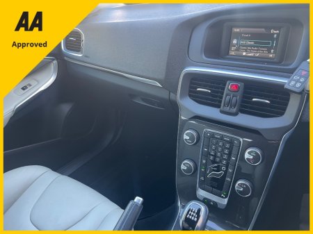 2017 Volvo V40 - photo 3