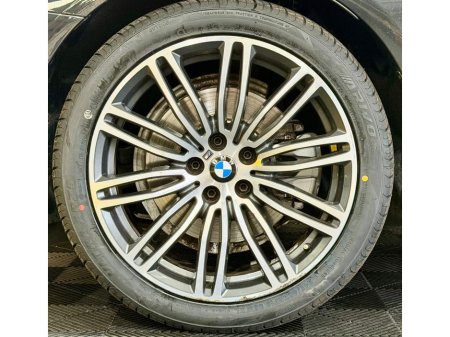 2017 BMW 5-Series - photo 18