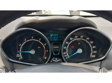 2014 Ford Fiesta - photo 17