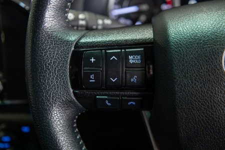 2025 Toyota Hilux - photo 14
