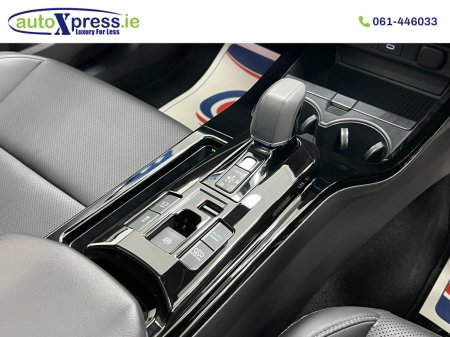 2024 Toyota Prius - photo 8