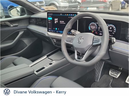 2027 Volkswagen Passat - photo 2