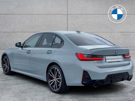 2024 BMW 3-Series - photo 2