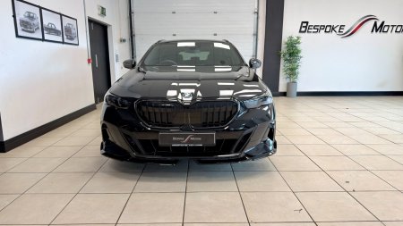 2026 BMW 5-Series - photo 9