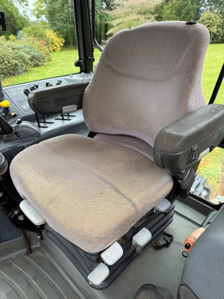 2007 New Holland Tm130 - photo 15