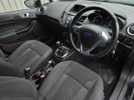 2017 Ford Fiesta - photo 12