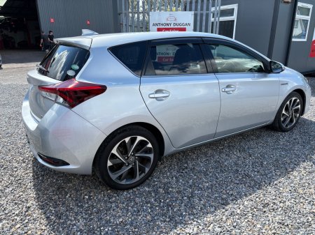 2017 Toyota Auris - photo 3