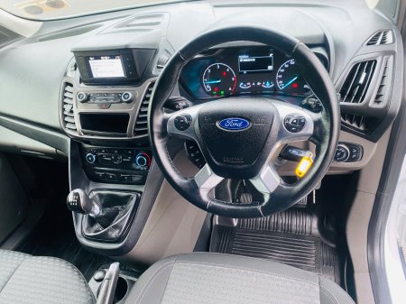 2022 Ford Transit Connect - photo 11