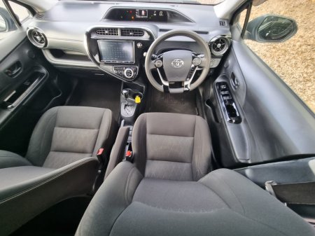 2020 Toyota Aqua - photo 17