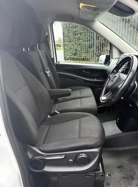 2021 Mercedes-Benz Vito - photo 8