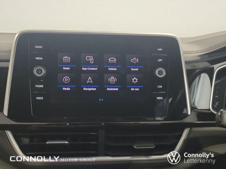 2023 Volkswagen T-Roc - photo 9