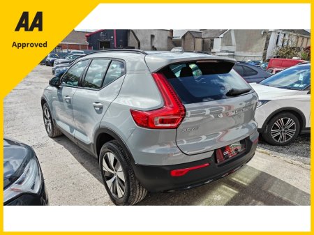 2023 Volvo XC40 - photo 9