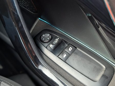 2014 Peugeot 208 - photo 12