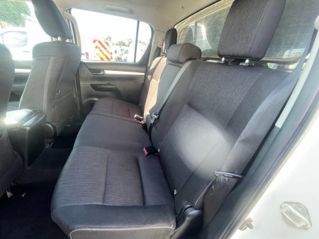 2021 Toyota Hilux - photo 18