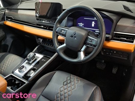 2024 Mitsubishi Outlander - photo 15