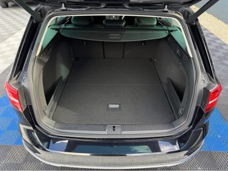 2019 Volkswagen Passat - photo 31