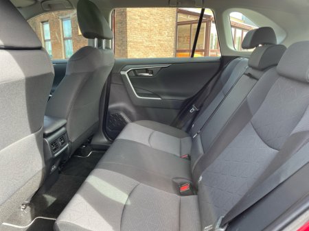 2025 Toyota RAV4 - photo 7