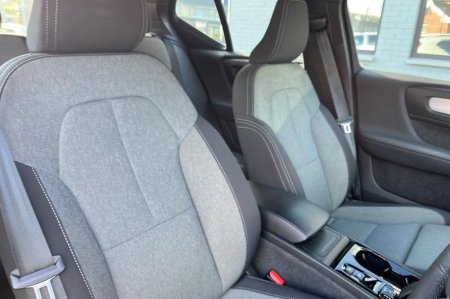 2024 Volvo XC40 - photo 17