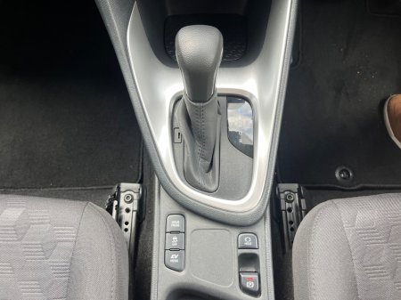 2024 Toyota Yaris - photo 19