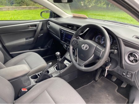2018 Toyota Corolla - photo 13