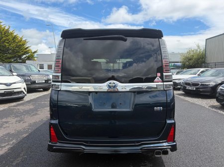 2021 Toyota Voxy - photo 6