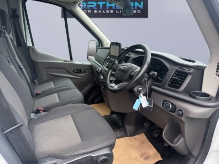 2020 Ford Transit - photo 9