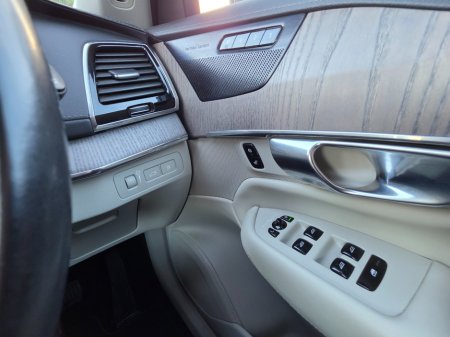 2022 Volvo XC90 - photo 26
