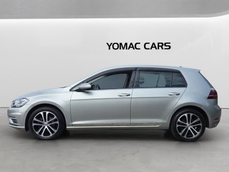 2020 Volkswagen Golf - photo 6