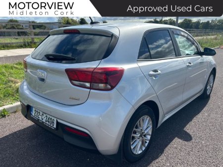 2023 Kia Rio - photo 6