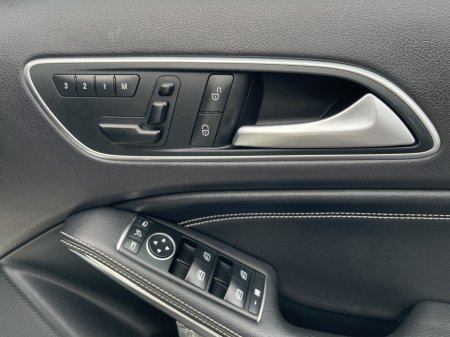 2015 Mercedes-Benz A-Class - photo 16
