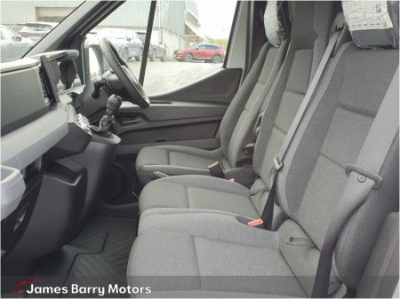 2026 Nissan Interstar - photo 4