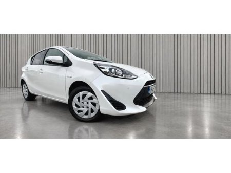 2019 Toyota Aqua - photo 2