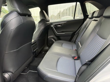 2023 Toyota RAV4 - photo 7