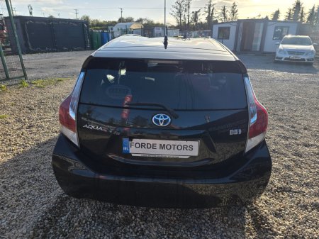 2015 Toyota Aqua - photo 5