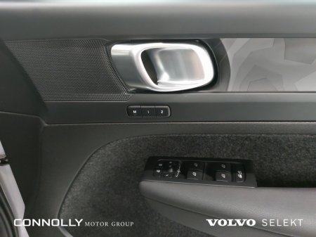 2025 Volvo EX40 - photo 25