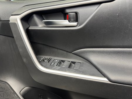 2020 Toyota RAV4 - photo 18