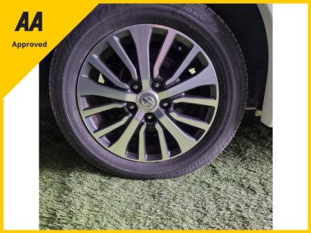 2014 Nissan Serena - photo 28