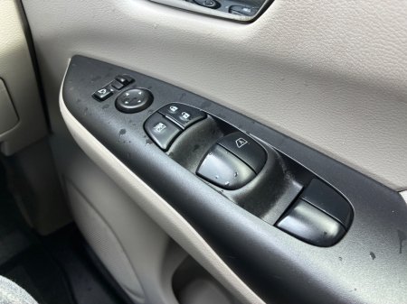 2018 Nissan Serena - photo 19