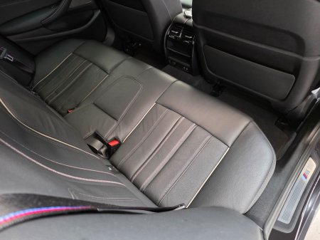 2023 BMW 5-Series - photo 14