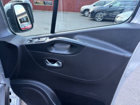 2021 Renault Trafic - photo 19