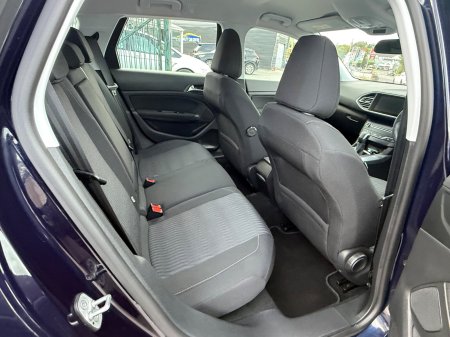 2015 Peugeot 308 - photo 12