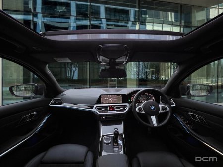 2021 BMW 3-Series - photo 11