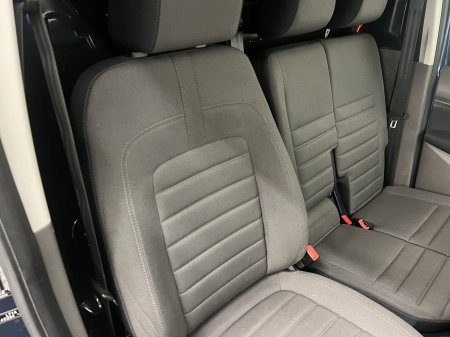 2021 Ford Transit Connect - photo 12