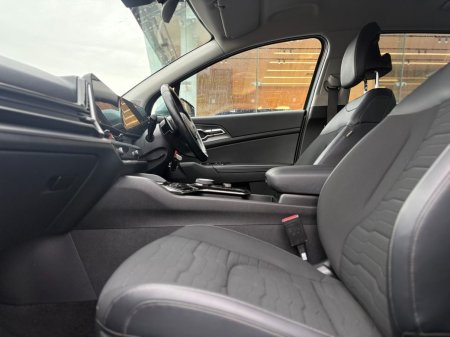 2022 Kia Sportage - photo 2