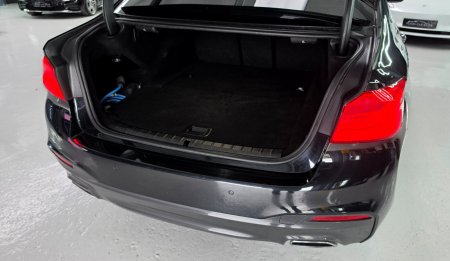 2017 BMW 5-Series - photo 10