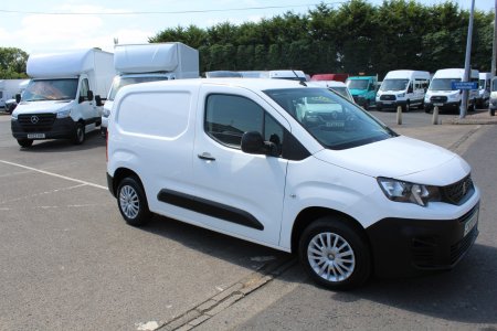 2020 Peugeot Partner - photo 11